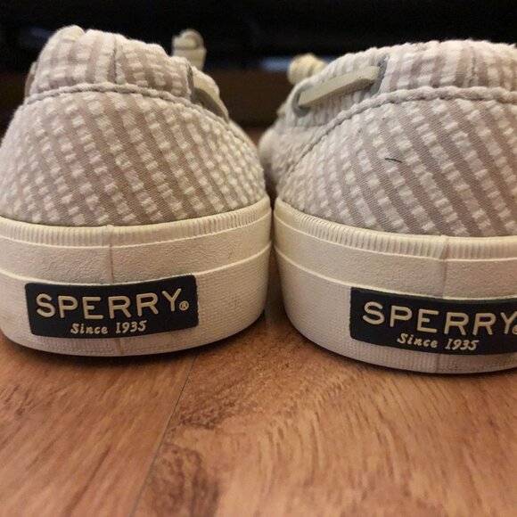 Sperry Crest Vibe Seersucker Boat Shoes Gray/White Women's Size 8.5 - Picture 2 of 6
